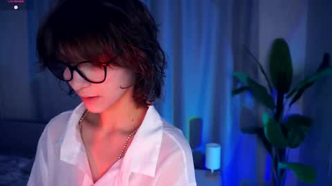 Snapshot of odettehatt chatting on 09.28.25 Thea online show from 09.28.25