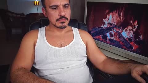 Snapshot of officeman7 chatting on 12.28.24 officeman7 online show from 12.28.24