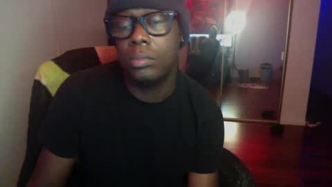 Snapshot of officialmoneyxxx chatting on 12.06.24 Money online show from 12.06.24