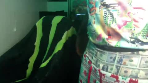 Snapshot of officialmoneyxxx chatting on 12.09.24 Money online show from 12.09.24