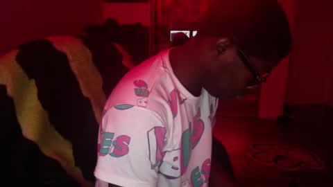 Snapshot of officialmoneyxxx chatting on 12.11.24 Money online show from 12.11.24