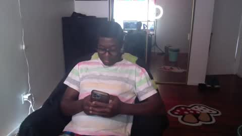 Snapshot of officialmoneyxxx chatting on 12.13.24 Money online show from 12.13.24