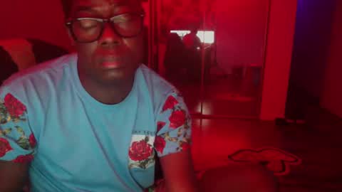 Snapshot of officialmoneyxxx chatting on 12.15.24 Money online show from 12.15.24