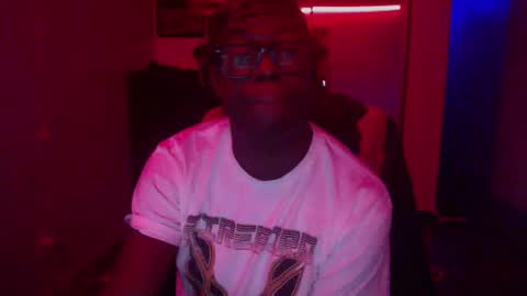 Snapshot of officialmoneyxxx chatting on 12.20.24 Money online show from 12.20.24