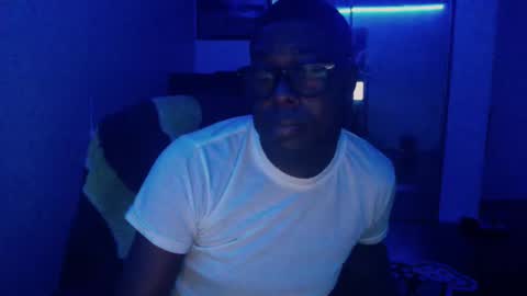 Snapshot of officialmoneyxxx chatting on 12.22.24 Money online show from 12.22.24