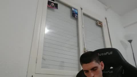 Snapshot of ofsolovicio chatting on 10.22.25 ofsolovicio online show from 10.22.25