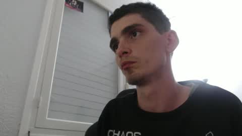 Snapshot of ofsolovicio chatting on 10.29.25 ofsolovicio online show from 10.29.25