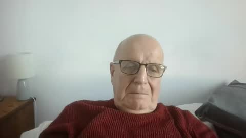 Snapshot of oggi95 chatting on 01.18.25 oggi95 online show from 01.18.25