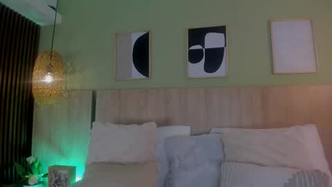 Holly online show from 03.21.26