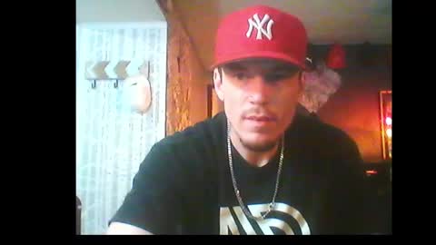 who dares  toss me some  tips lets have fun online show from 01.01.25