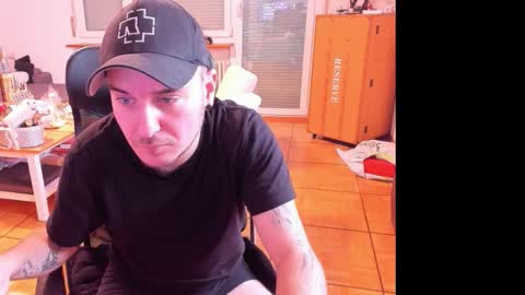 Snapshot of ohihoe92 chatting on 02.09.26 Chris online show from 02.09.26