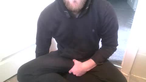 Snapshot of ohmibodslave chatting on 04.18.26 TheDee online show from 04.18.26