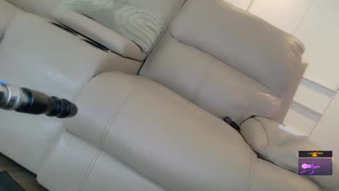 Lyz  online show from 02.12.26