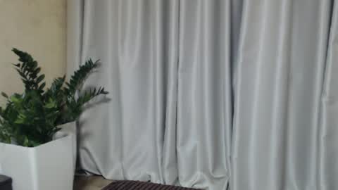 Mari online show from 03.01.25