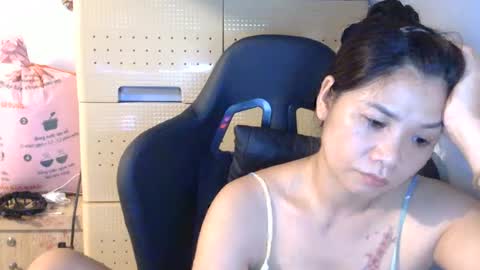 Snapshot of oinjer09 chatting on 06.24.26 oinjer09 online show from 06.24.26