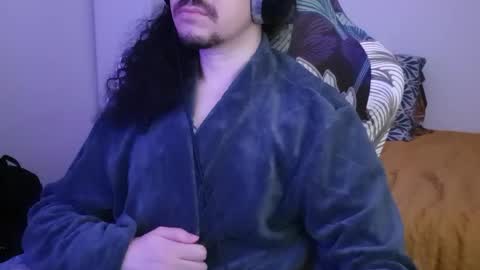 Snapshot of okako chatting on 03.19.26 okako online show from 03.19.26