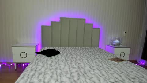 Snapshot of oksanafedorova chatting on 01.28.25 Welcome to my fans page online show from 01.28.25