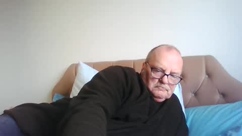 old_fkr online show from 01.06.25