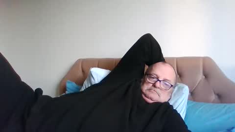 old_fkr online show from 03.04.25