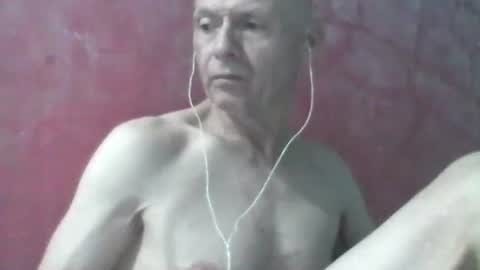 Snapshot of oldbuthorny62 chatting on 04.07.26 oldbuthorny62 online show from 04.07.26