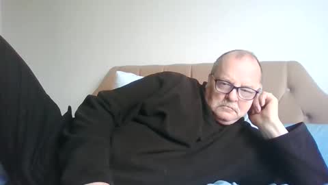 oldfkr69 online show from 03.10.25