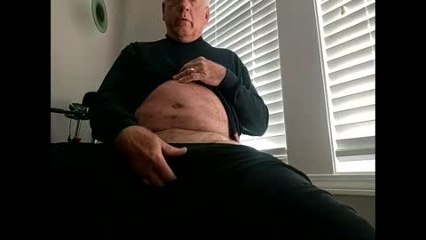 Snapshot of oldsubman chatting on 12.03.24 oldsubman online show from 12.03.24