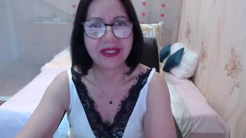 OlgaHottie online show from 11.13.25