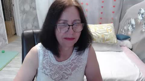 Snapshot of olgahottie chatting on 07.12.26 OlgaHottie online show from 07.12.26