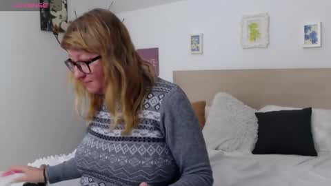 Olga Pavlova online show from 01.08.26