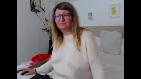 Snapshot of olgapavlova chatting on 04.22.26 Olga Pavlova online show from 04.22.26