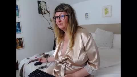 Snapshot of olgapavlova chatting on 05.16.26 Olga Pavlova online show from 05.16.26