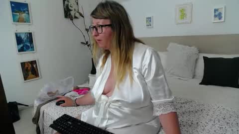 Snapshot of olgapavlova chatting on 06.06.26 Olga Pavlova online show from 06.06.26