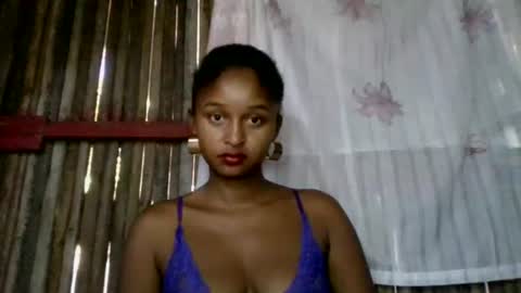 Snapshot of olinah610 chatting on 05.10.26 olinah610 online show from 05.10.26
