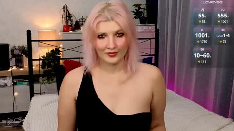 OliSunny Olivia online show from 12.08.24