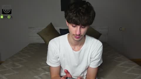 Snapshot of oliver_baker chatting on 12.02.24 Oliver Kaen online show from 12.02.24