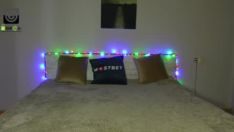 Snapshot of oliver_baker chatting on 12.27.24 Oliver Kaen online show from 12.27.24