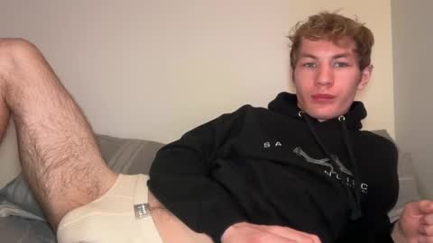 Snapshot of oliver_beck chatting on 03.09.25 Oliver Beck online show from 03.09.25