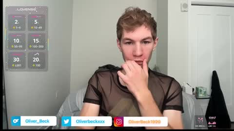 Snapshot of oliver_beck chatting on 09.12.25 Oliver Beck online show from 09.12.25