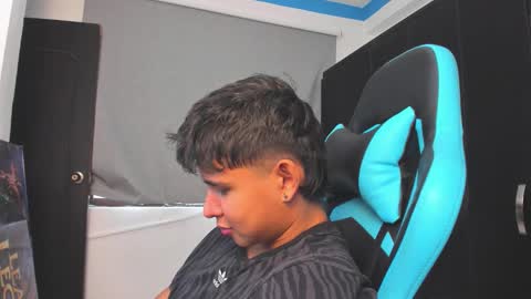 Oliver bray online show from 10.31.25