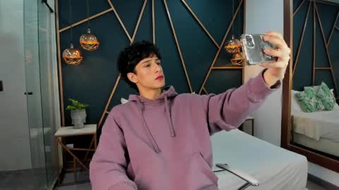  OLIVER  online show from 04.08.26