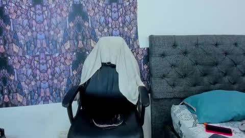 Snapshot of oliver_smith_2 chatting on 02.23.25 oliver_smith_2 online show from 02.23.25