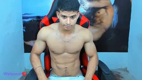 Snapshot of oliver_thompsson chatting on 12.21.24 oliver thompsson online show from 12.21.24