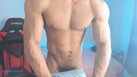 Snapshot of oliver_thompsson chatting on 04.29.26 oliver thompsson online show from 04.29.26