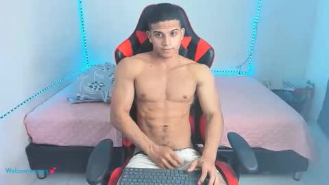 Snapshot of oliver_thompsson chatting on 05.12.26 oliver thompsson online show from 05.12.26