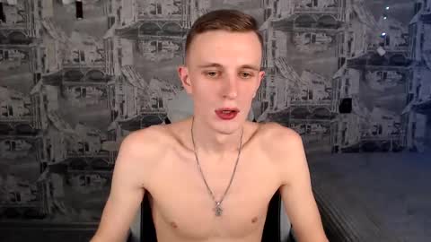 Snapshot of oliverfresh chatting on 02.19.25 Oliver online show from 02.19.25