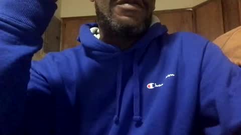 Snapshot of olivertwist1273 chatting on 01.02.25 olivertwist1273 online show from 01.02.25