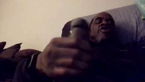 Snapshot of olivertwist1273 chatting on 02.09.25 olivertwist1273 online show from 02.09.25