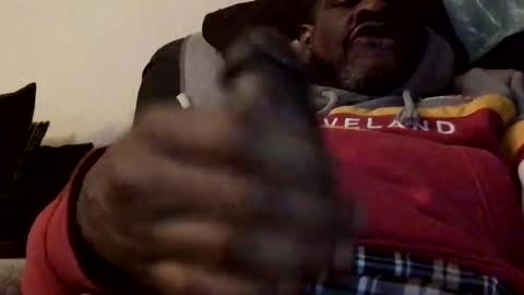 Snapshot of olivertwist1273 chatting on 03.04.25 olivertwist1273 online show from 03.04.25