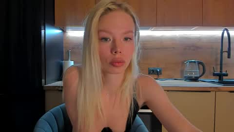 Olivia 3 online show from 04.26.26