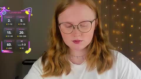 Snapshot of olivia_date chatting on 10.23.25 Olivia Date online show from 10.23.25